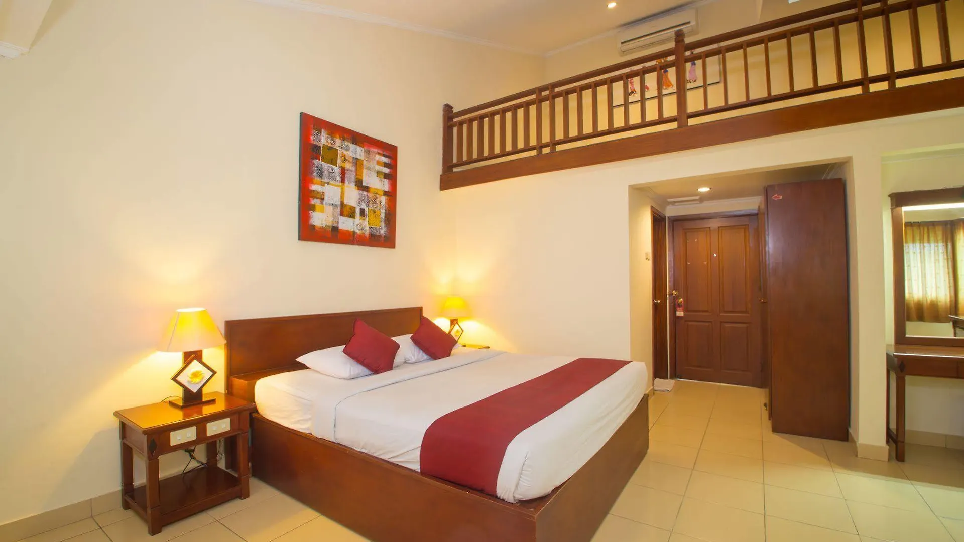Reddoorz @ Raya Kuta Hotel Kuta  2*, Kuta (Bali)